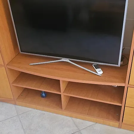 Quiet, Spacious 3 Bedroom 2 Bathroom Айнсилем